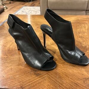 Charles by David black heels
